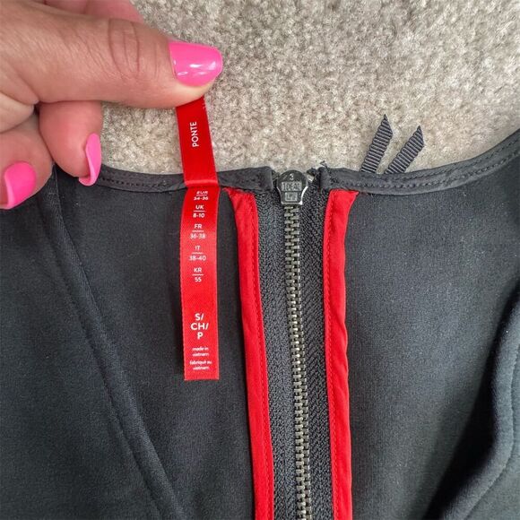 EUC Spanx Women's Sleeveless Black Flare Jumpsuit Size S - Picture 8 of 8